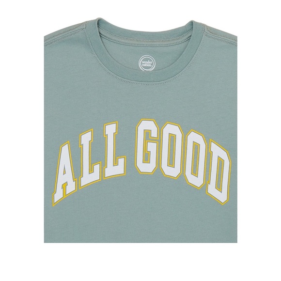 Boys Medium Sage Green Graphic Tee NWT - Picture 2 of 3